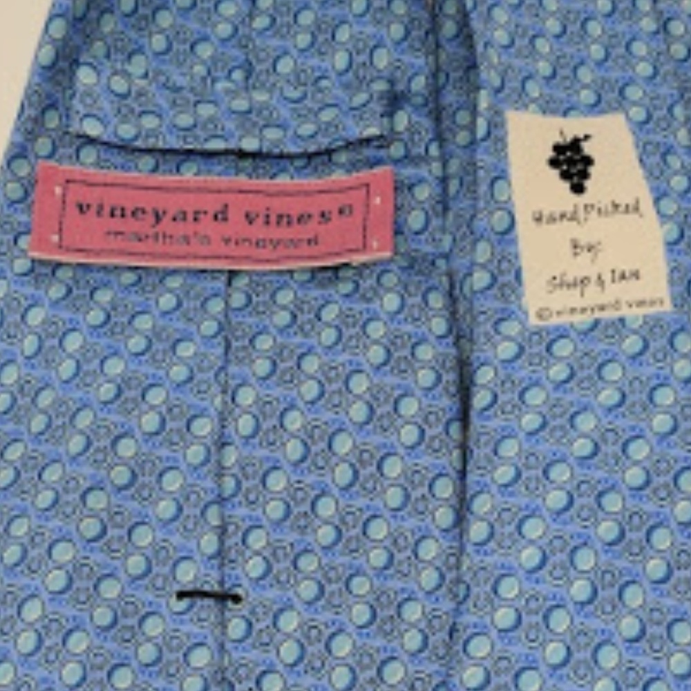Hand Made Vineyard Vines silk tie